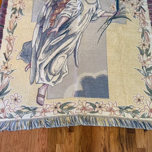 Fringed Tapestry Blanket/Throw 57”X50”Guardian Angel Light Pastel Multi Colors. - Picture 3 of 8